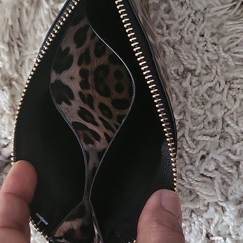 New Leppard Cheetah Printed Ring Handle Clutch Br… - image 3